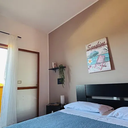 Lägenhet Piscina Sul Mare Milazzo
